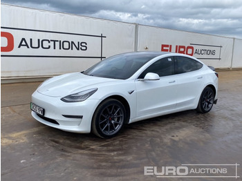 Automóvel TESLA