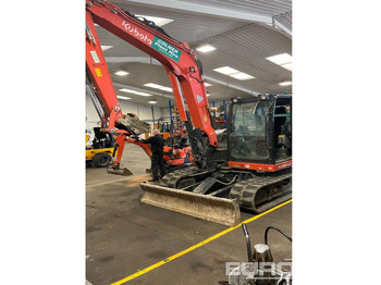 Mini escavadeira KUBOTA KX080