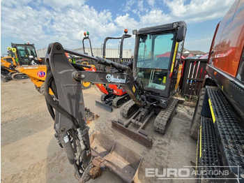 Mini escavadeira VOLVO EC18D