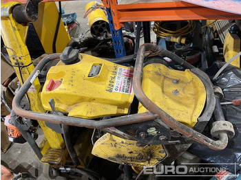 Máquina de asfalto BOMAG