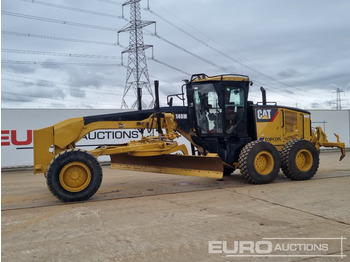 Motoniveladora CATERPILLAR 140M