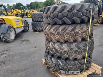 Pneu JCB