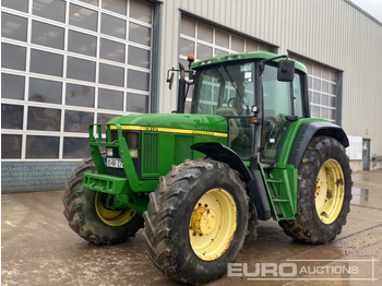Trator JOHN DEERE 6910