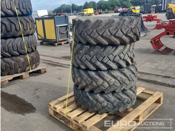 Pneu Supreme 11.5/80-15.3 Tyre (4 of): foto 4