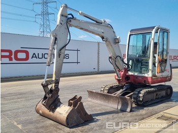 Mini escavadeira TAKEUCHI TB135