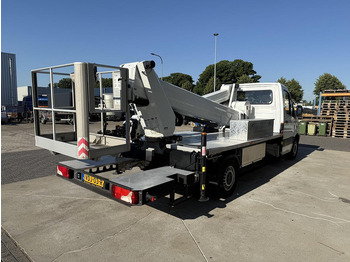 Caminhão com plataforma aérea Versalift VTX-240, Auto hoogwerker: foto 5