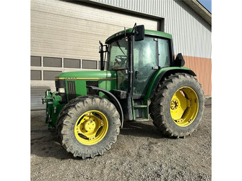 Trator JOHN DEERE 6300