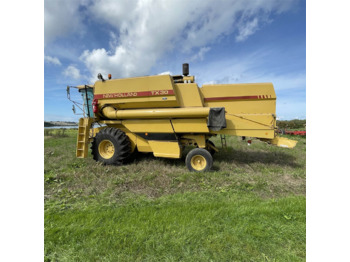 Ceifeira debulhadora New Holland TX 30: foto 4