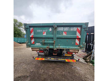 Camião polibenne Renault D 26 Wide: foto 5 Camião polibenne Renault D 26 Wide: foto 5