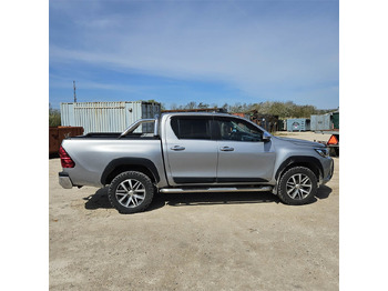 Pick-up Toyota Hillux: foto 2 Pick-up Toyota Hillux: foto 2