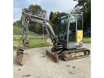 Mini escavadeira VOLVO ECR25D