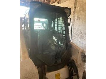Pá carregadoras de rastos BOBCAT T590