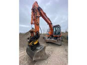 Escavadeira de rodas Doosan DX 160W-3: foto 4