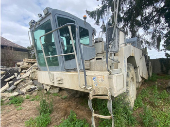 Estabilizador de solos WIRTGEN WR 2400: foto 2