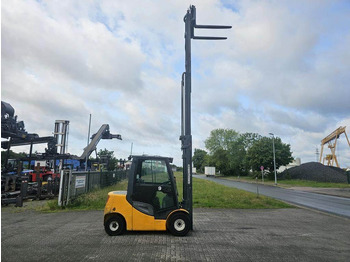 Empilhador a diesel Jungheinrich DFG430S 650DZ: foto 3