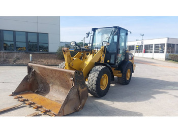 Pá carregadora de rodas CATERPILLAR 906M