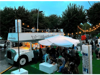 Ônibus panorâmico British Bus Bristol Lodekka - open topped FOOD TRUCK: foto 3