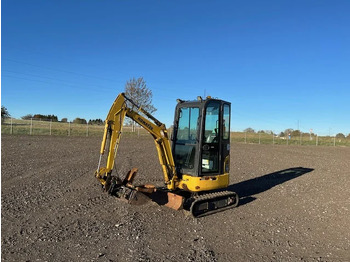 Mini escavadeira KOMATSU PC16