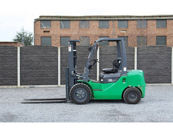 Empilhador a diesel novo FD30: foto 2 Empilhador a diesel novo FD30: foto 2