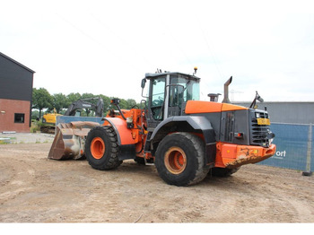 Pá carregadora de rodas Hitachi ZW250: foto 3