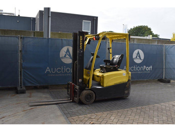 Empilhador elétrico HYSTER