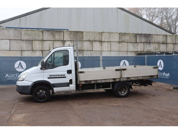 Camião de caixa aberta/ Plataforma IVECO Daily 50c15