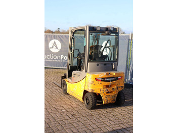 Empilhador elétrico Jungheinrich EFG 316: foto 4