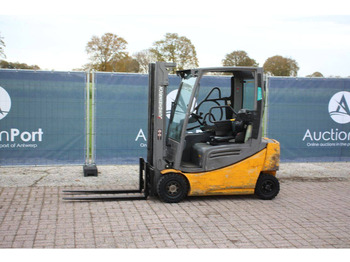 Empilhador elétrico JUNGHEINRICH EFG 316