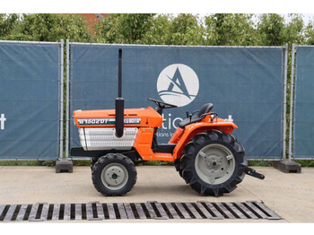 Trator KUBOTA B series