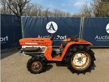 Trator KUBOTA B series
