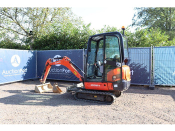 Mini escavadeira Kubota KX016-4: foto 3