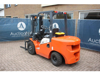 Empilhador a diesel novo Machpro MP-230PRO: foto 3 Empilhador a diesel novo Machpro MP-230PRO: foto 3