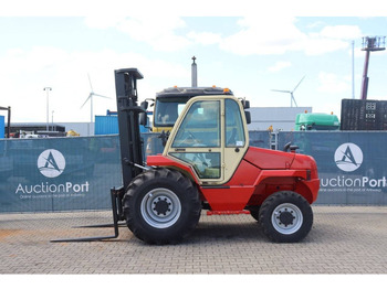 Empilhador todo-o-terreno Manitou M30-4: foto 2