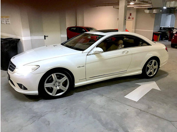 Sedan MERCEDES-BENZ