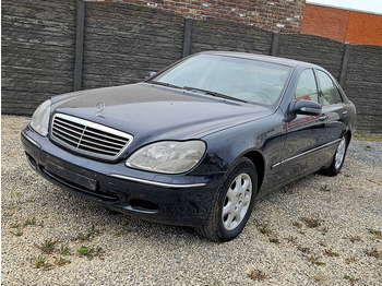 Sedan MERCEDES-BENZ