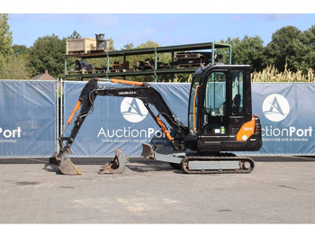 Escavadora de rastos TAKEUCHI