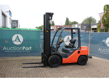 Empilhador a diesel TOYOTA FDF 30