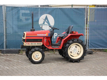 Trator YANMAR