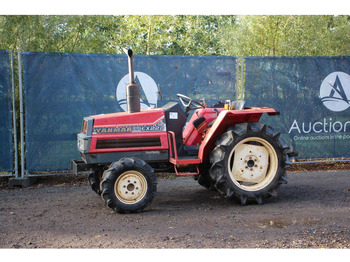 Trator YANMAR