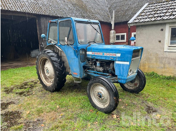 Trator FORD 3000: foto 3