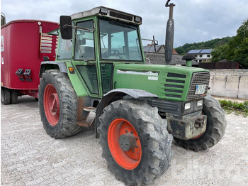 Trator FENDT Farmer 300