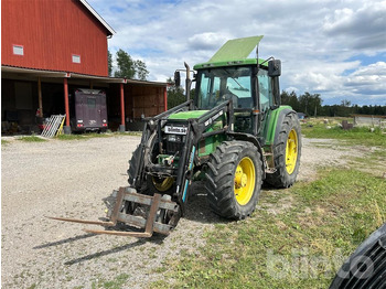 Trator JOHN DEERE 6400