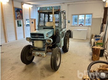 Trator MASSEY FERGUSON