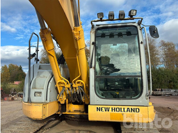 Escavadora de rastos NEW HOLLAND