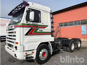 Camião SCANIA 143