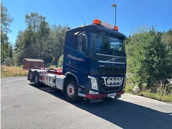 Camião VOLVO FH