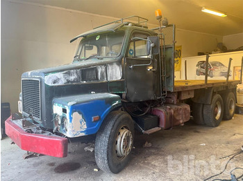 Camião VOLVO N10