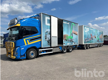 Camião furgão VOLVO FH