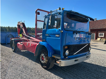 Camião polibenne VOLVO