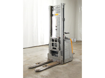 Stacker STILL